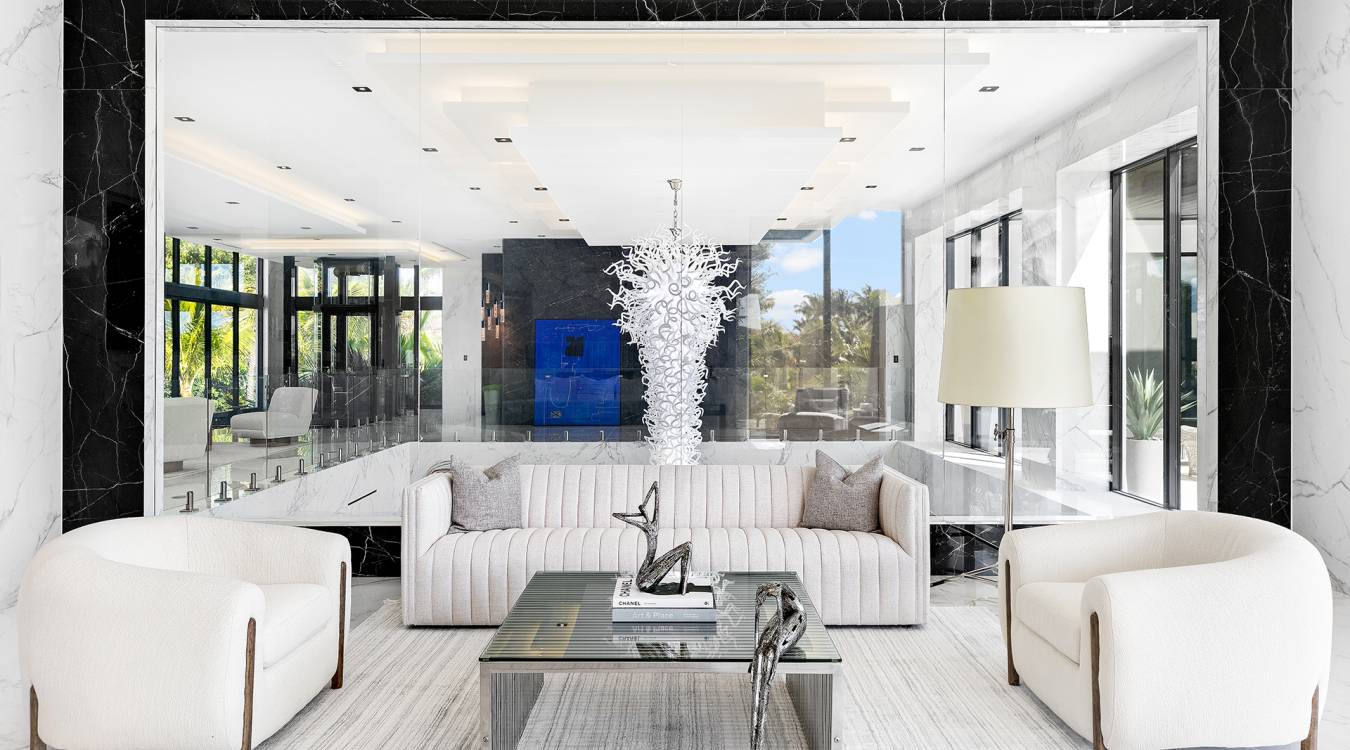 A LUMINOUS ESTATE
